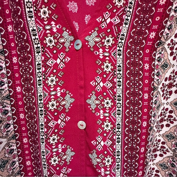 Women's Fuchsia Boho Patterned Blouse - Picture 6 of 7